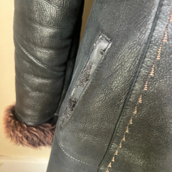 Reisler Shearling Lambskin Penny Lane Coat with Hood - Picture 4 of 10